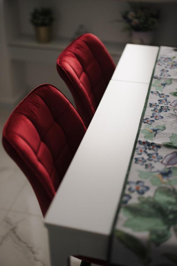 Bear'S Apartment 2 อัลบายูเลีย ภายนอก รูปภาพ