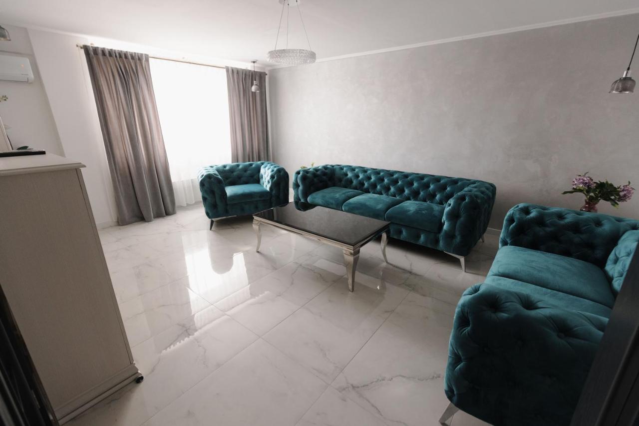 Bear'S Apartment 2 อัลบายูเลีย ภายนอก รูปภาพ